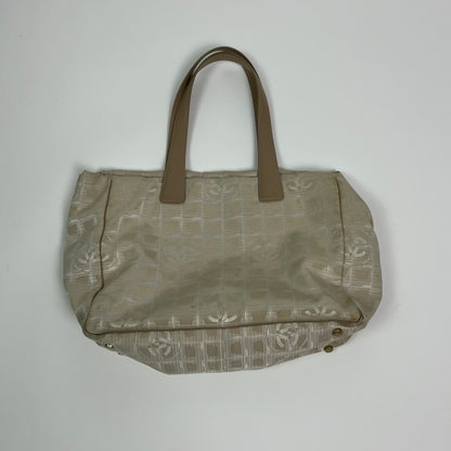 Chanel travelline Handtasche