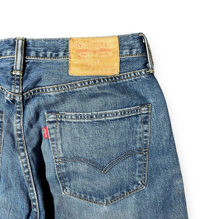 Levi’s 501 jeans