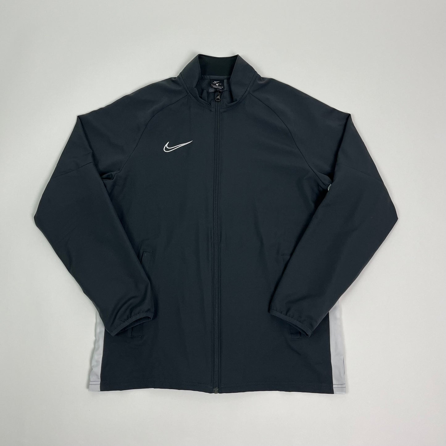 Nike Trackjacket L