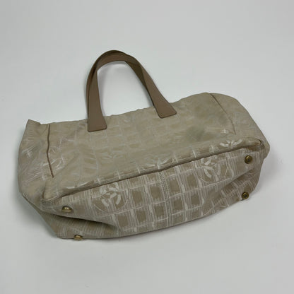 Chanel travelline Handtasche