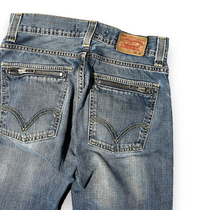 Levi’s 506 jeans