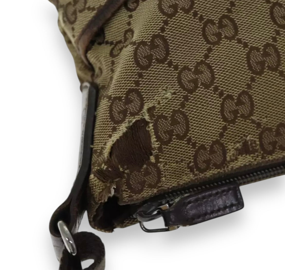 Gucci GG Canvas Umhängetasche