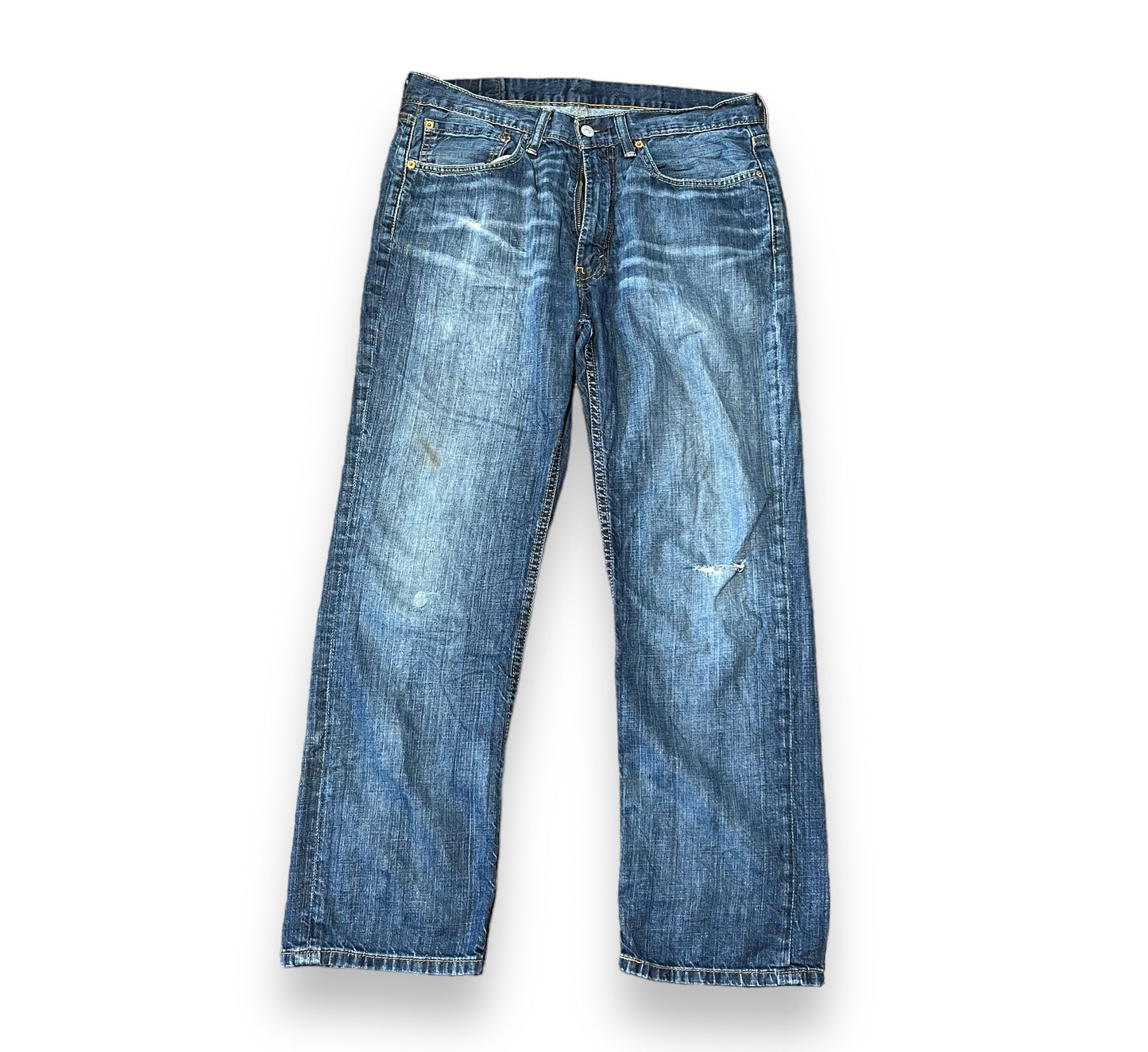 Levi’s baggy jeans